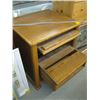 Image 2 : SMALL OAK COMPUTER STAND