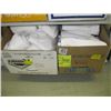 Image 1 : 2 BOXES OF MISC. TOWELS, ETC.