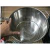 Image 2 : STAINLESS STEEL LG. POT