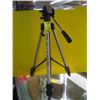 Image 1 : CAMERA TRIPOD