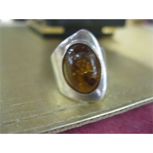 AMBER 925 RING