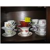 Image 1 : 12 TEACUPS & SAUCERS