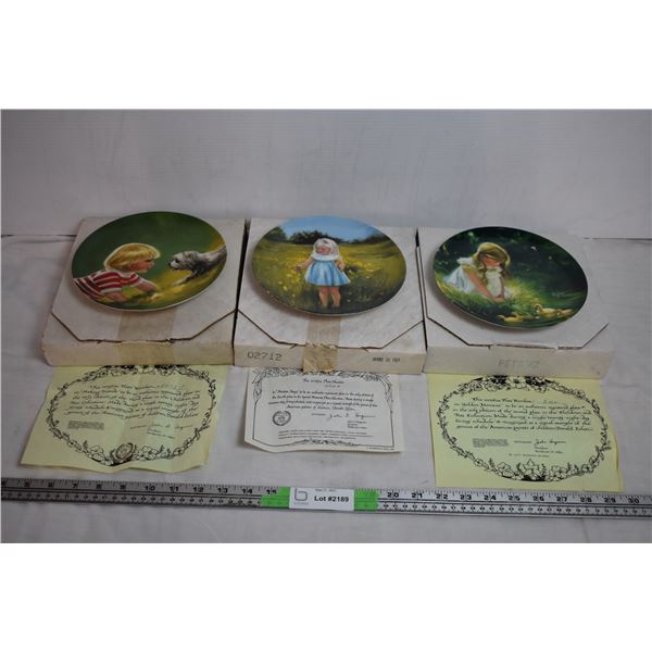 3 Collector plates with certificates