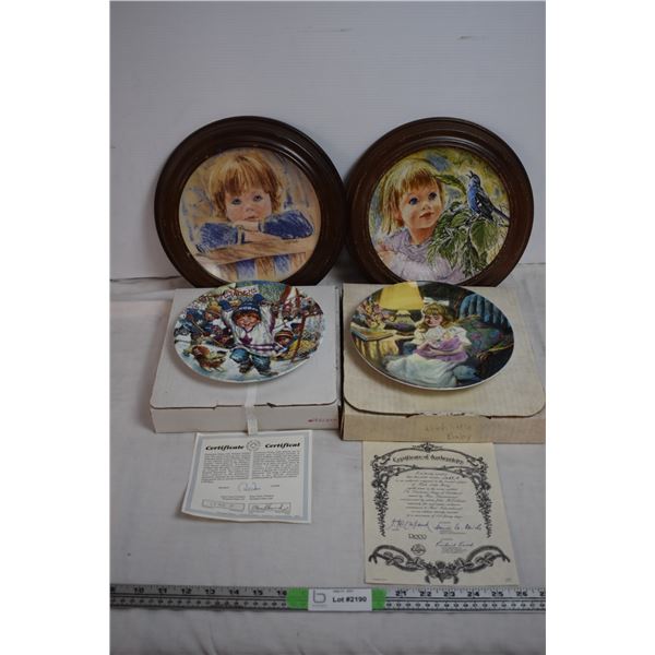 4 collectors plates, 2 with frames