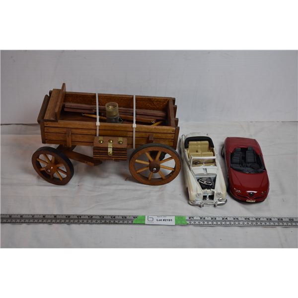 Wooden Wagon Lamp (damaged) and two die-cast cars (damaged)