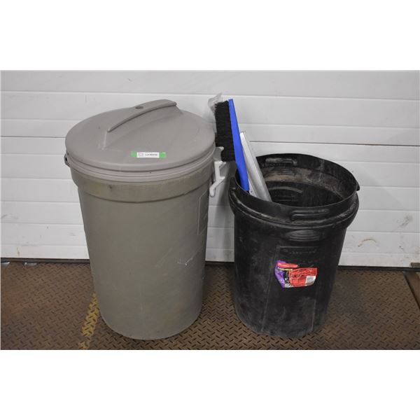 2 plastic garbage cans (with snow brush)