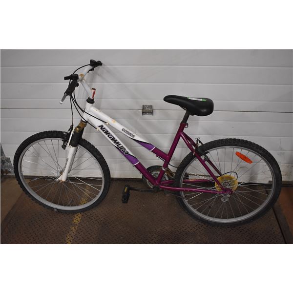 Girls Bike - needs repair
