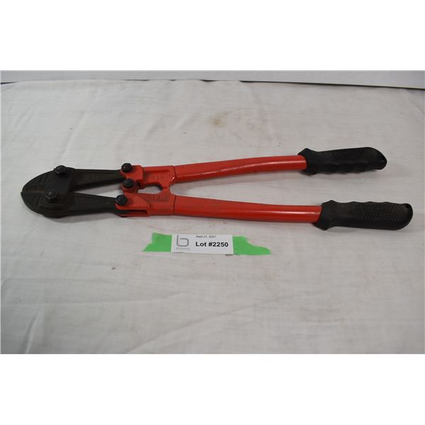Bolt cutters