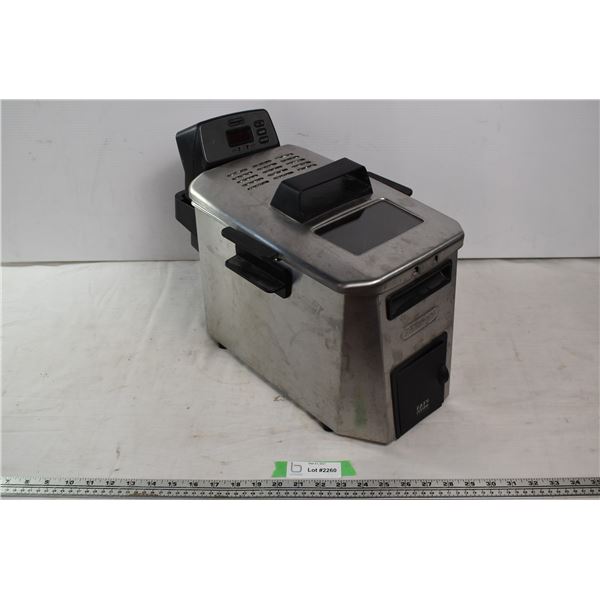 Delonghi deep fryer. Missing seal for lid