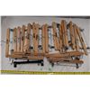 Image 1 : Box of wooden clothes hangers