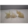 Image 2 : 3 Carved marble ornaments, 1 glass dolphin ornament