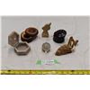 Image 1 : 3 small trinket containers, 1 glass ball & 2 carvings