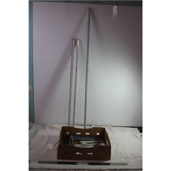 3 pairs of wall brackets with 12 shelf stands + wall brackets