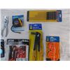 Image 2 : screwdriver set, riveter, 2pc suction + hex keys, drill bits, measuring tape