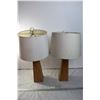 Image 1 : 2 Wooden lamps. Working condition