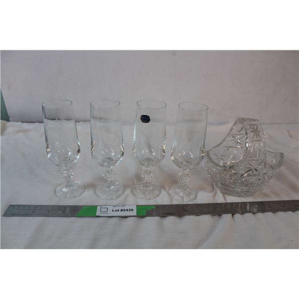 Bohemian crystal glass set (4) with glass basket dish