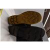 Image 2 : 2 Pairs of rubber boots, size 10 & 9. Black milk crate included