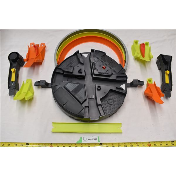 Hot Wheels toy track. Incomplete