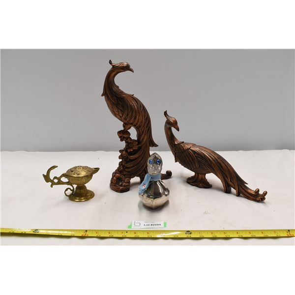 Copperhead pheasant ornaments with Metal Duck bank + metal trinket genie lamp