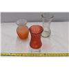 Image 1 : 3 glass vases