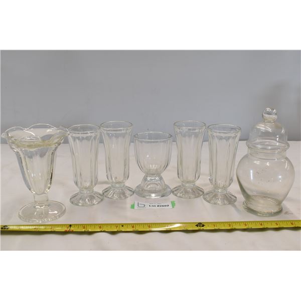 Thick glasses/milkshake cups?