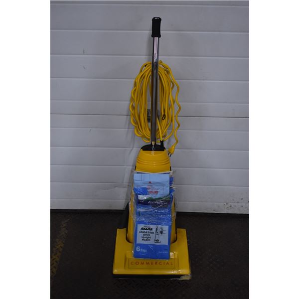 Smartchoice commercial vacuum (working) with extra bags