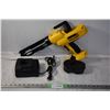 Image 1 : Dewalt electric caulking gun with charger + battery (working)