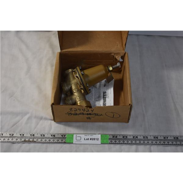 Water pressure reducing valve