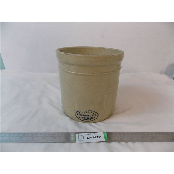 Small Medalta Crock - 7.25" diameter + 7.25" height