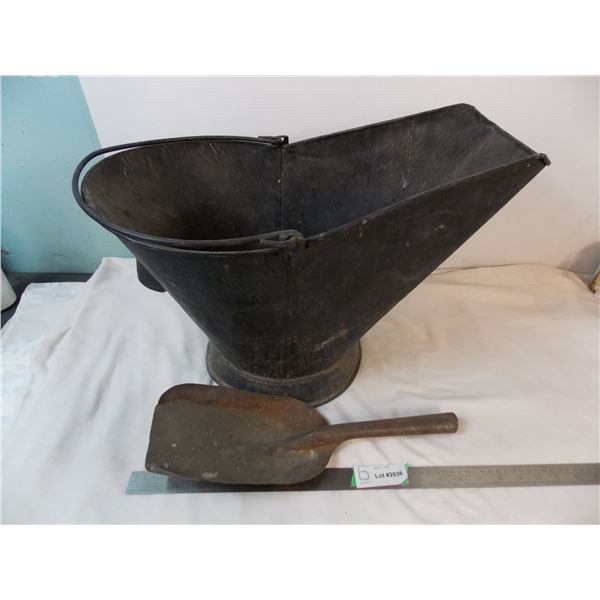 Antique Coal Skuttle with scoop