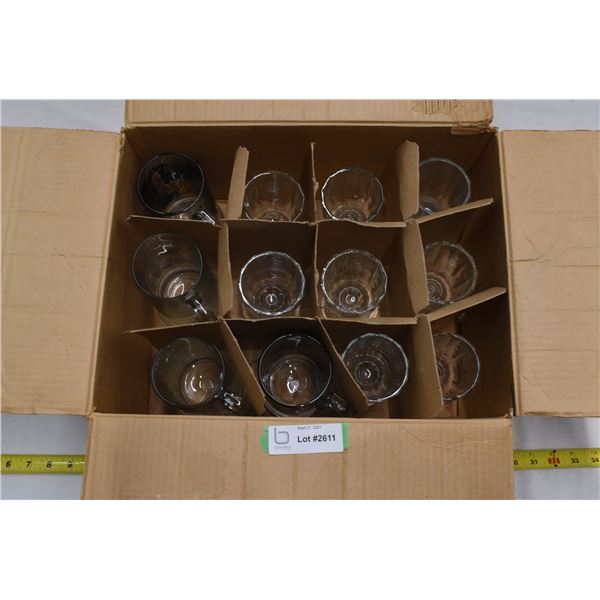 Box of 12 glasses. Misc styles