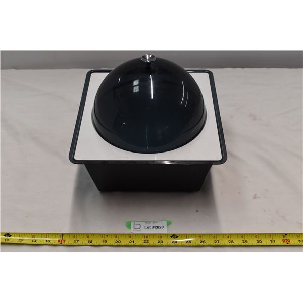 Plastic chiller dish