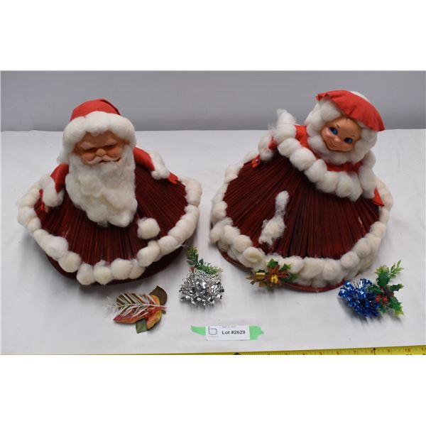 Homemade Mr & Mrs. Claus figures.