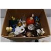 Image 2 : Box of Avon ornaments & perfumes