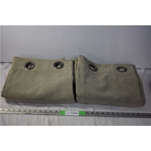 Suede Lined Living Room Curtains (52" x 84")