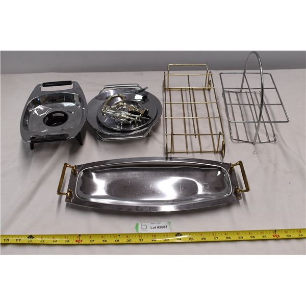Misc. metal wire racks & serving trays
