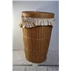 Image 1 : Wicker Laundry Hamper