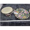 Image 2 : Chintz cups and saucers, Nantwich pattern, Royal Winton, England (2 cups, 2 saucers)