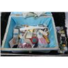 Image 3 : Large vintage sewing basket and contents