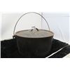 Image 1 : Cast iron pot with lid, Number 12