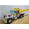 Image 3 : Metal and Plastic Tow Truck