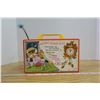 Image 2 : Fisher Price #107 Hickory Dickory Dock in working condition
