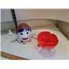 Image 3 : Kinder Egg man with movable arms.