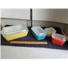 Image 1 : Vintage set of Pyrex refrigerator dishes with lids