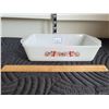 Image 1 : Vintage pyrex Fire King “Primrose” loaf dish