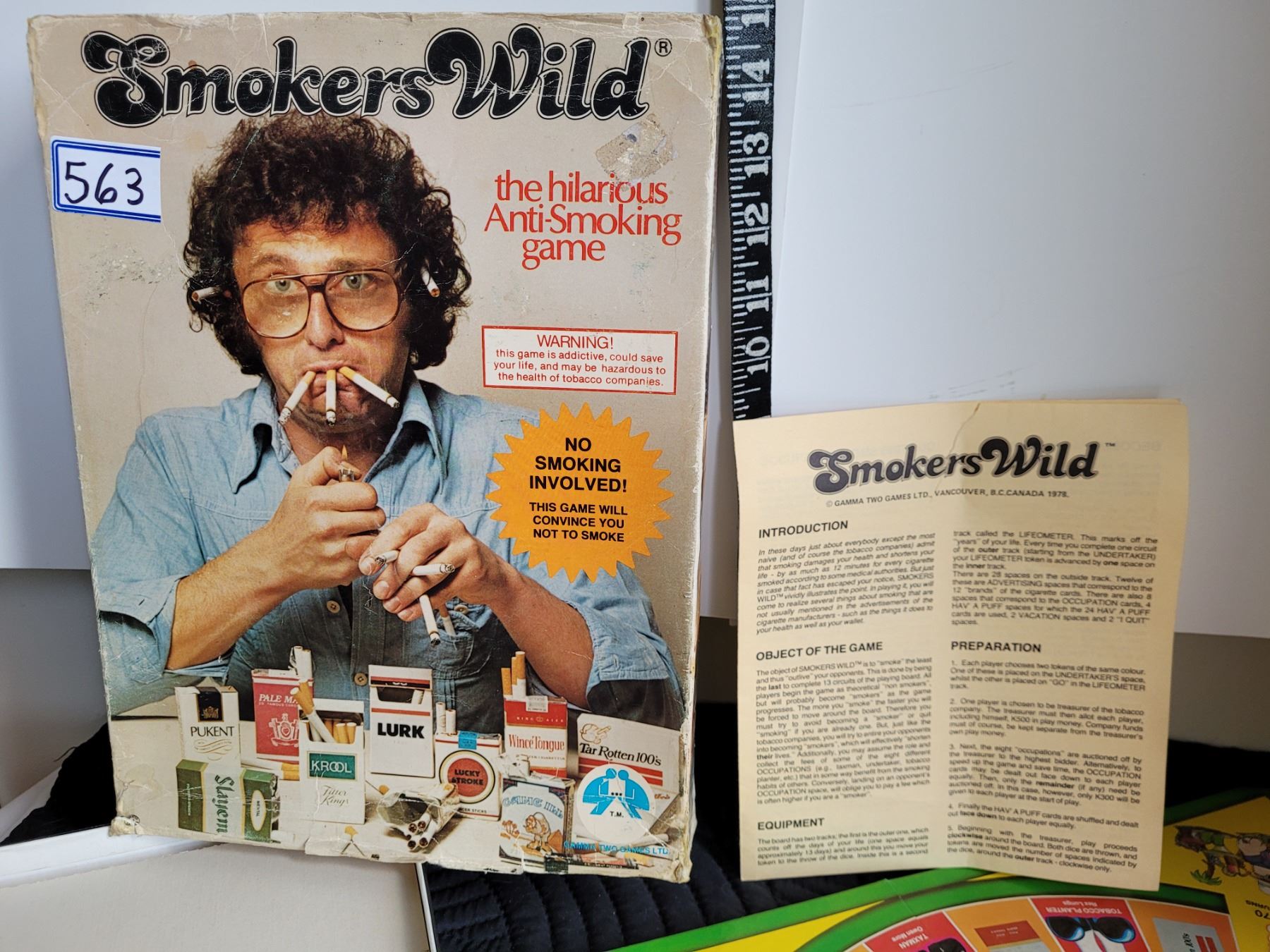 Vintage Smoker's Wild board game. Schmalz Auctions