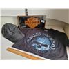 Image 1 : Harley Davidson License plate, small shirt & leather ball cap.