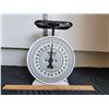 Image 1 : Vintage Hanson utility scale. 24lb. Capacity. Working