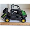 Image 4 : John Deere Gator.