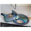 Image 3 : Hen on a nest, iridescent blue carnival glass.